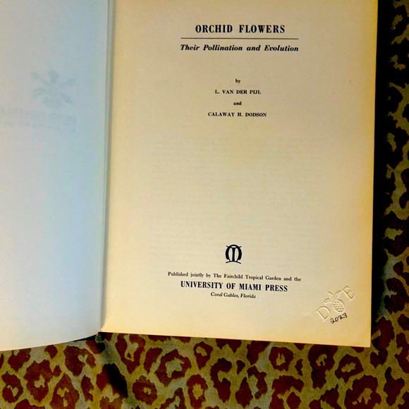 Orchid Flowers: Their Pollination and Evolution Hardbound Reference Book - Picture 4 of 12